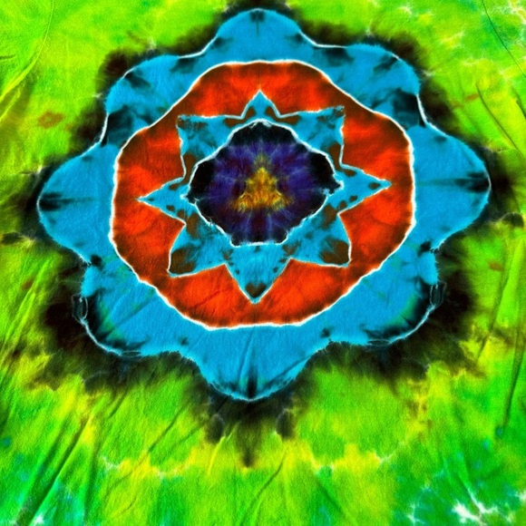 Tie Dye V-Neck T-shirt - Picture 1 of 3